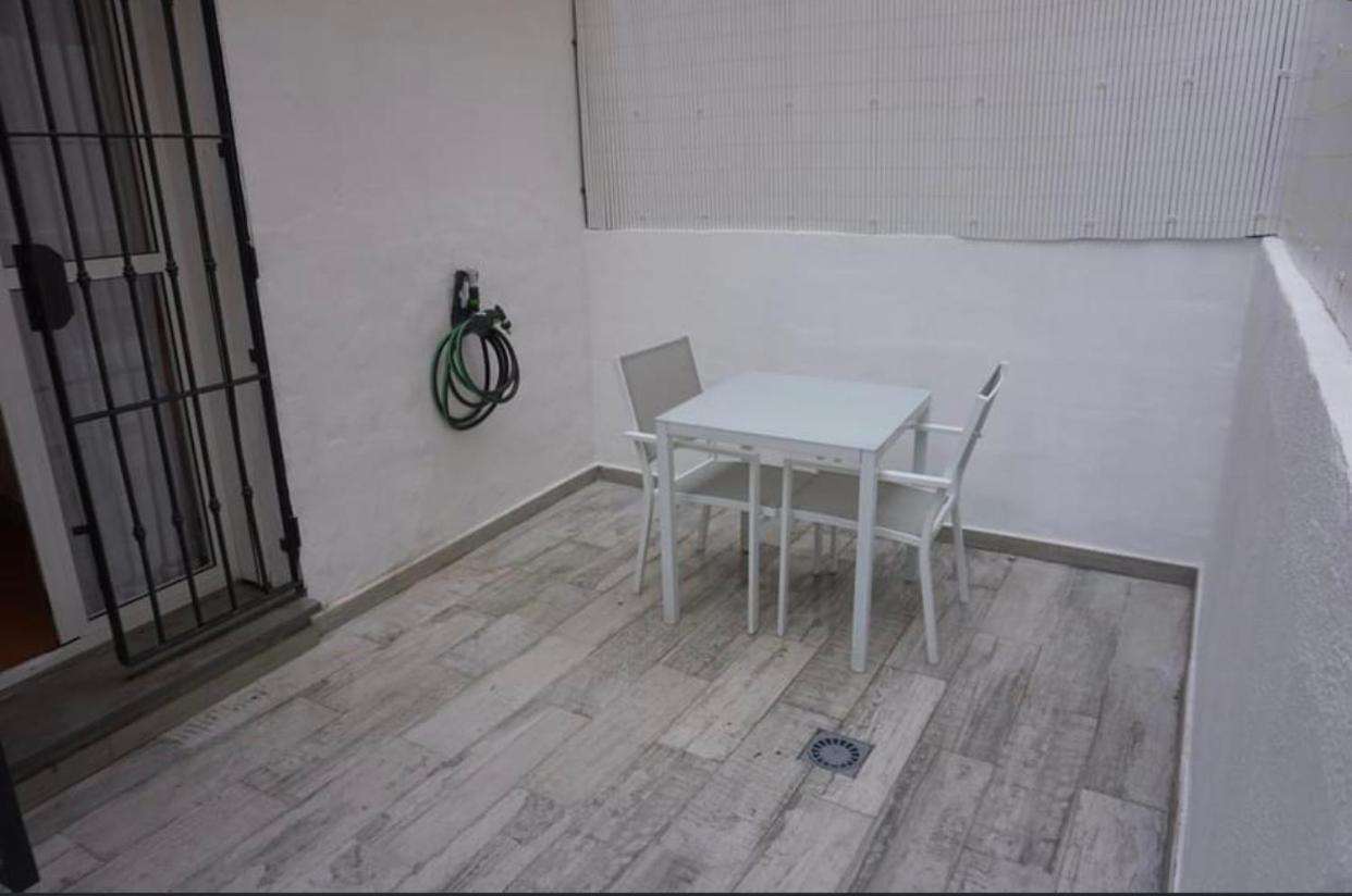 דירות Apartamento Carole Playa Bajondillo Torremolinos Beach - Playa A 30 Segundos - Wifi - Parking - Terraza מראה חיצוני תמונה