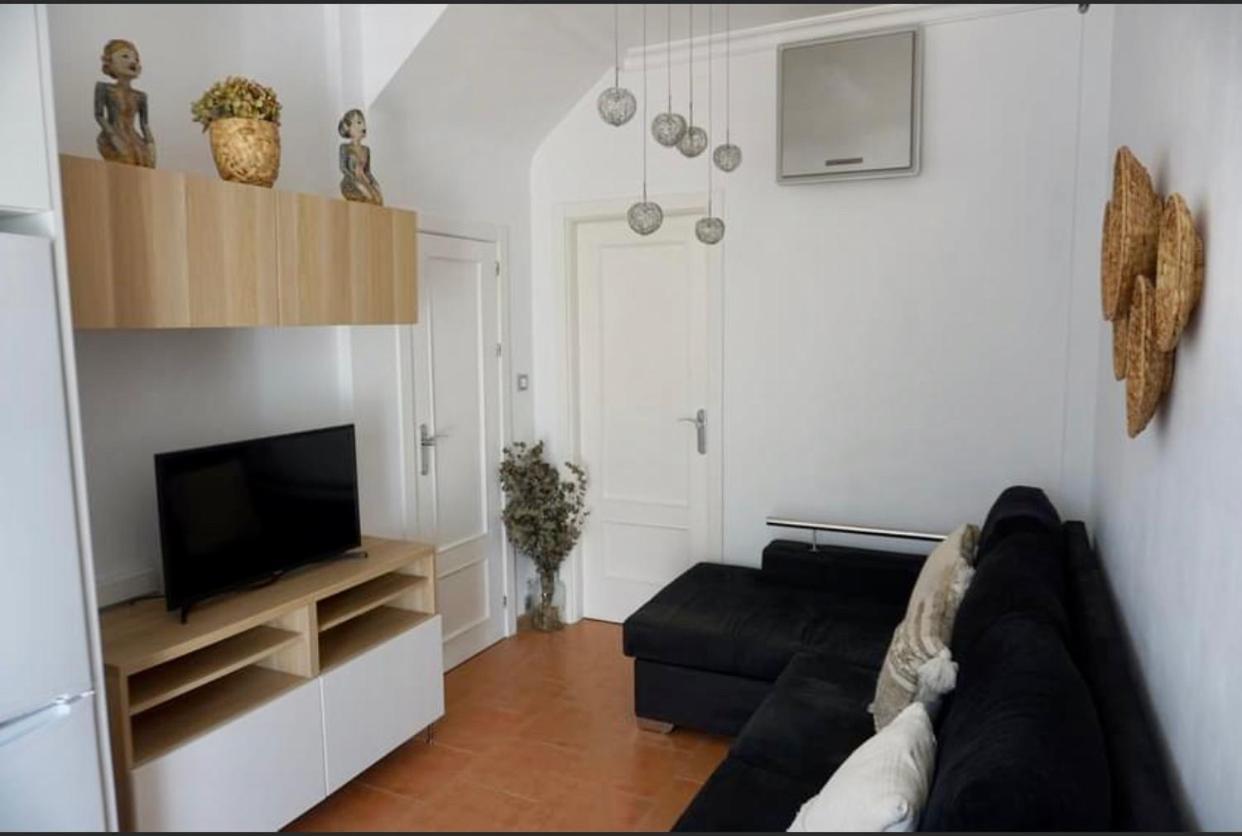 דירות Apartamento Carole Playa Bajondillo Torremolinos Beach - Playa A 30 Segundos - Wifi - Parking - Terraza מראה חיצוני תמונה