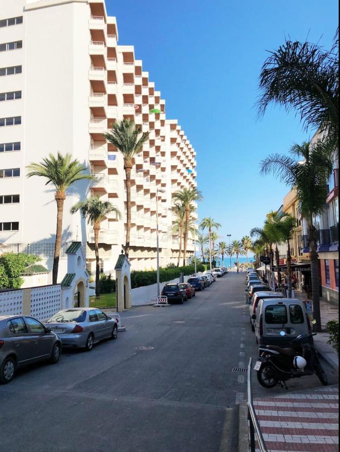 דירות Apartamento Carole Playa Bajondillo Torremolinos Beach - Playa A 30 Segundos - Wifi - Parking - Terraza מראה חיצוני תמונה